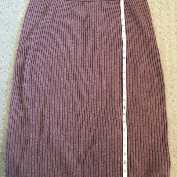 Gap Knit Midi Skirt in purple fig - Size L - NWT - Picture 8 of 8